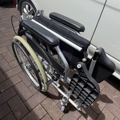 車椅子　メッシュタイプの画像