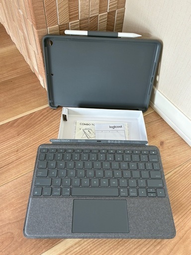 【logicool】 Combo Touch for iPad
