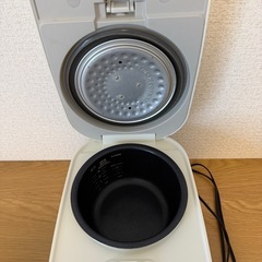 TIGERタイガー　マイコン炊飯ジャー3合炊の画像