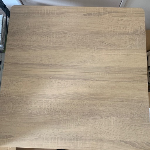 2人用食卓テーブルと椅子2脚