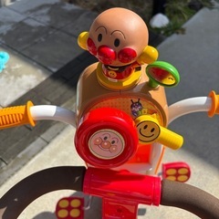 【再出品】アンパンマン三輪車の画像