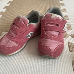 【訳あり】スニーカーの画像