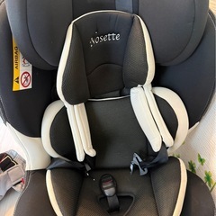 ISOFIXチャイルドシート ０歳〜１２歳頃まで使用可能の画像