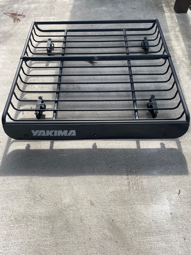 yakima メガウォーリアー　中古　極美品 YAKIMA メガウォーリアールーフラック ルーフバスケット (M.B) 中条の