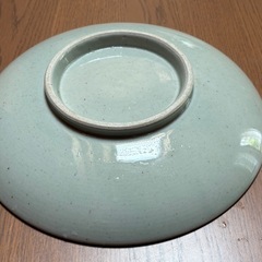 山水画 染付皿の画像