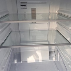 D0805冷蔵庫シャープ2019年137L2ドア右開き一人暮らし用・仙台市内無料配達の画像