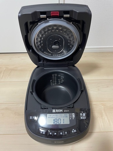 【新品】タイガー 圧力IH炊飯器 5.5合炊き JPV-C100KG グロスブラック タイガー魔法瓶  2025年製