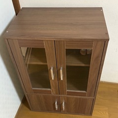 ガラスキャビネット 食器棚 取扱説明書付きの画像