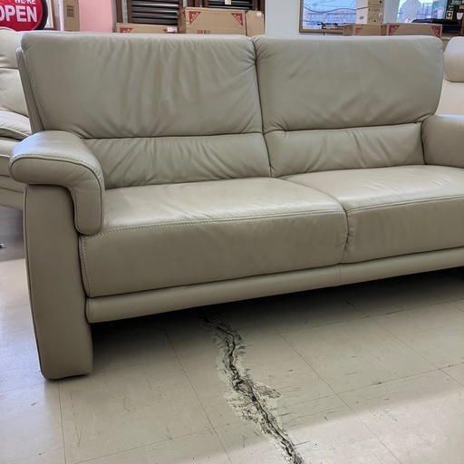 中古品　ヒモラ　2人掛けソファ　総本革　グレー　公田店