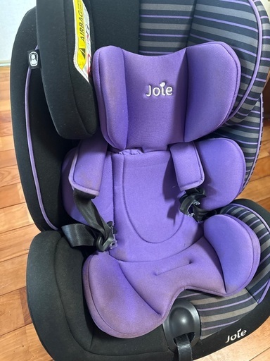 チャイルドシート　Joie