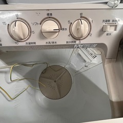 HITACHI 2槽式洗濯機2012年4、5kg 仙台市内無料配達の画像