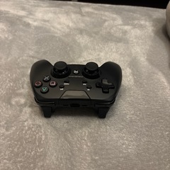 PS4対応　無線コントローラーの画像