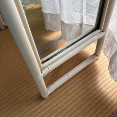 スタンドミラーの画像