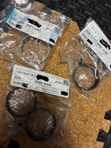 ランクル70 純正未使用ラジエーターとアッパーホース、ロワーホース各ホースクリップセット