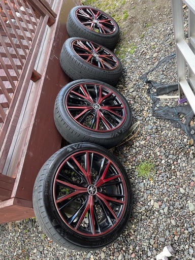 18インチ ホイールセット 215/45 ZR18 ロクサーニマグナス