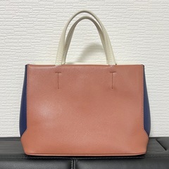 FURL トライアングルデザイン ハンドバッグの画像