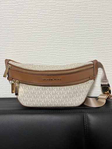 MICHAEL KORS ボディバッグ・ウエストポーチ