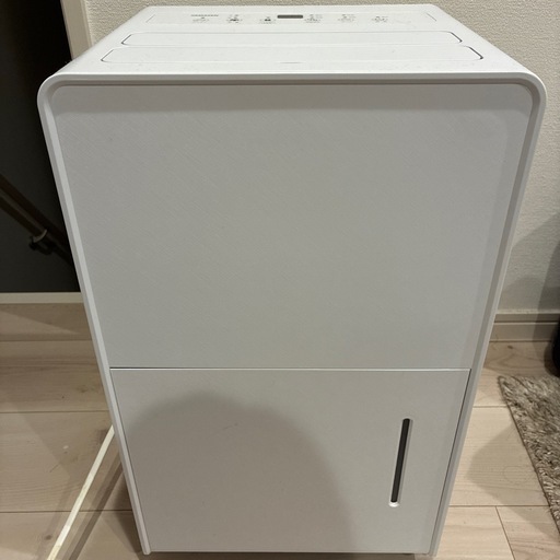 【受付終了しました】2024年製 YAMAZEN 除湿機　EDC-H60(MW)