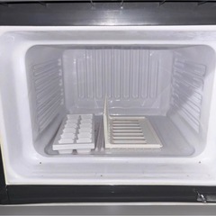 HITACHI R-8NT 一人暮らし用冷蔵庫　小さいサイズの画像