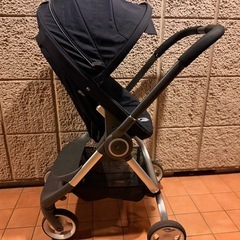 ストッケ ベビーカー ブラック　Stokkeの画像