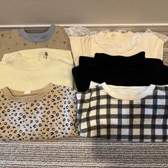 子供服　ベビー服　冬　25点　女の子　トレーナー　アウター　まとめ売り　保育園着　 ユニクロ　しまむら　セットの画像