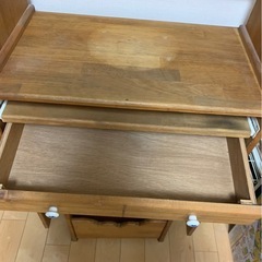 パソコン台の画像