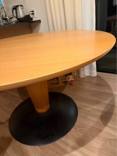 【美品　ダイニングテーブル】アルフレックス／美品／直径約120cm