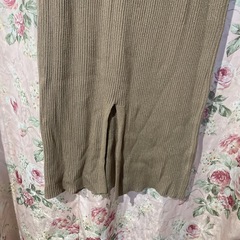 ♡🌸GIRLのシャンパンゴールドのスカート(スリットあり)🌸♡の画像