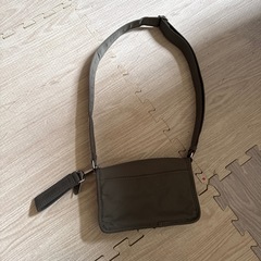 ZARAショルダーバッグの画像