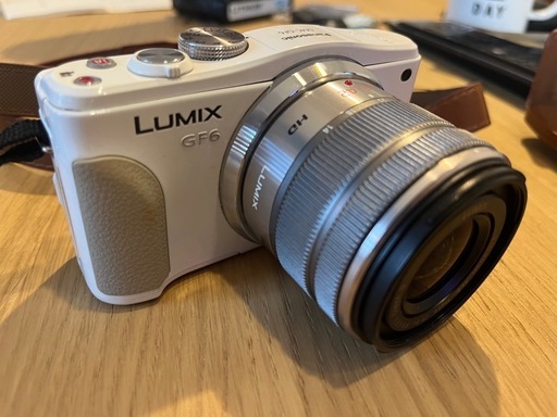 【状態良好】Panasonic LUMIX DMC-GF6-W