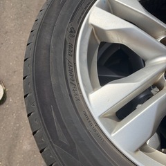 タイヤ　日産純正ホイールの画像
