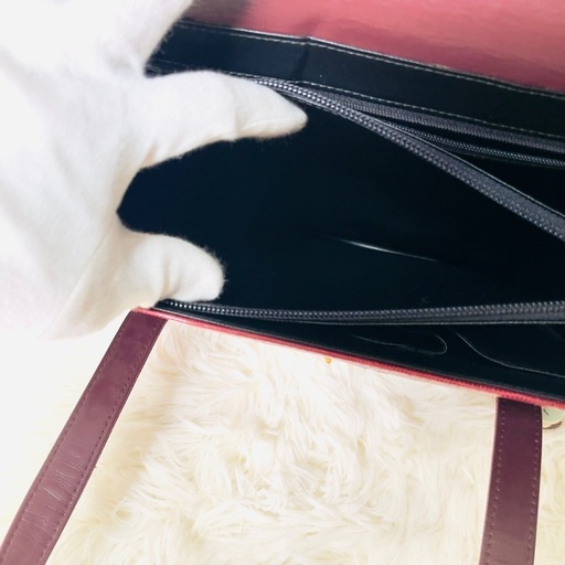 【新品未使用タグ付き】本革 ジャクルシー カイマントカゲ  JRA認定 ハンドバッグ ゴールド金具 エキゾチックレザー 希少 ワインレ