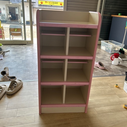 中古幼児用靴箱