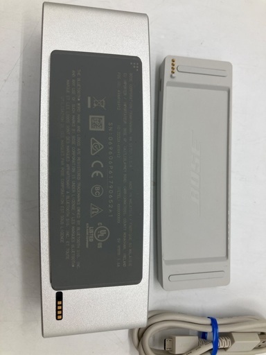 【トレファク足立扇店】ﾜｲﾔﾚｽｽﾋﾟｰｶｰ  BOSE SoundLink Mini  充電ｽﾀﾝﾄﾞ･USBｹｰﾌﾞﾙ付 