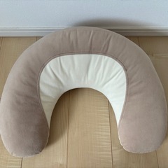 エールベベ　3way  授乳クッションの画像