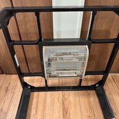 こたつテーブルの画像