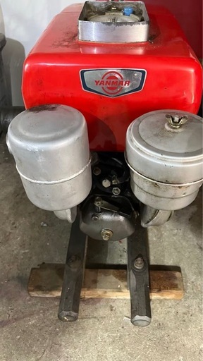    +4 この製品は、ヤンマー製の水冷ディーゼルエンジン