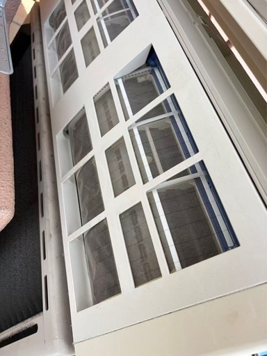14畳用省エネ自動掃除付きルームエアコン