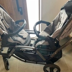 ベビーカー双子の画像