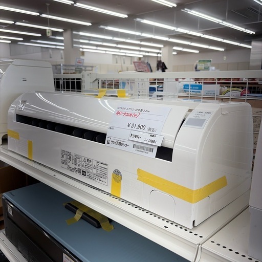 リユースのサカイ東金店 HITACHI エアコン 22年製 2.2kw TJ18861