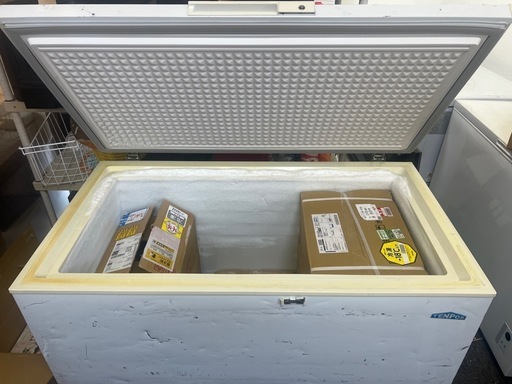 早い者勝ち⭐︎業務用　冷凍庫　大型
