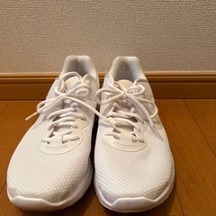 【購入者決定】Nike スニーカー　27cmの画像
