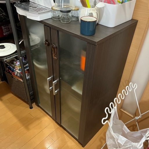 引き渡し決まりました！食器棚【急募•10月2-4日午前中まで限定】 キャビネット・食器棚【幅80/120㎝】 キャロリン – ドリス公式ストア