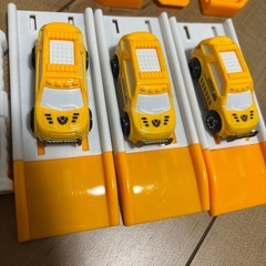 ダイソー  立体駐車場3セットの画像