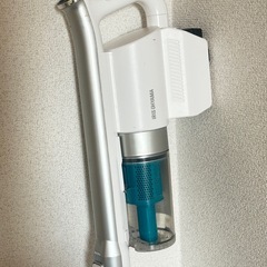 【アイリスオーヤマ】コードレススティック掃除機の画像