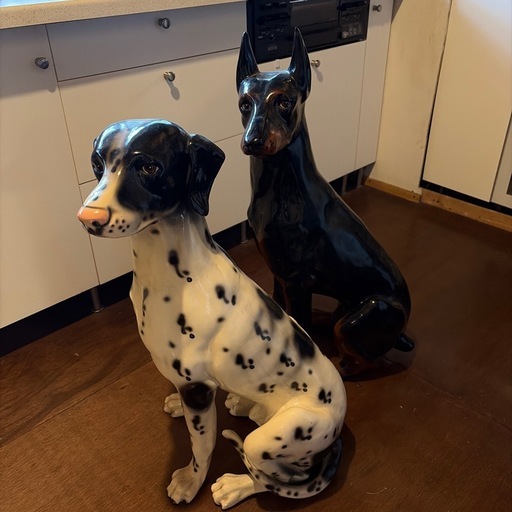 【ご相談中】犬の置物 2体セット　ダルメシアン　ドーベルマン