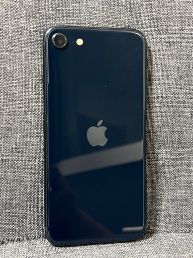 コスパ最強　iPhone SE 第3世代　64GB ミッドナイト　SIMフリー