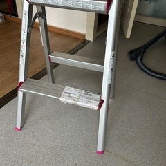 脚立の画像