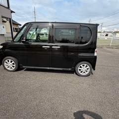 タントCustomの画像