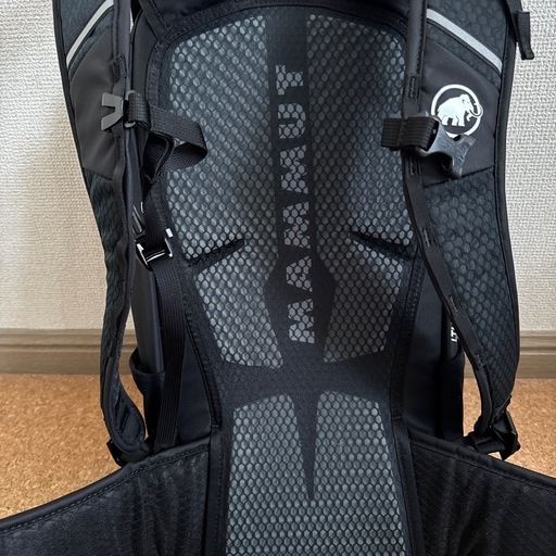 リュック マムート　リチウム 25 黒  新品未使用